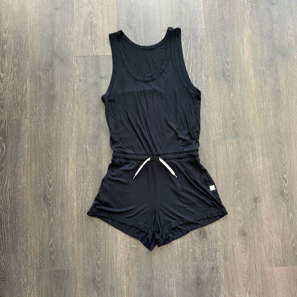 VUORI Torrey Tank Romper Sleeveless Black Womens Medium Athleisure Sporty #VW382